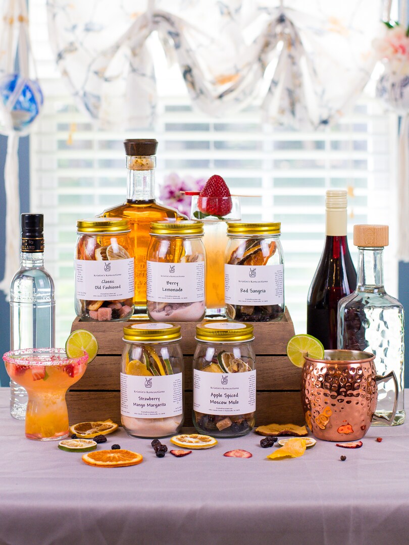 COCKTAIL KIT GIFT Set! Includes 5 Incredible Mixed Drink Kits. Old Fashioned, Margarita, Moscow Mule, Sangria! Delicious Cocktail Recipes